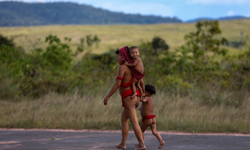 Documentário brasileiro ‘A Queda do Céu’ é selecionado para a Quinzena dos Realizadores de Cannes