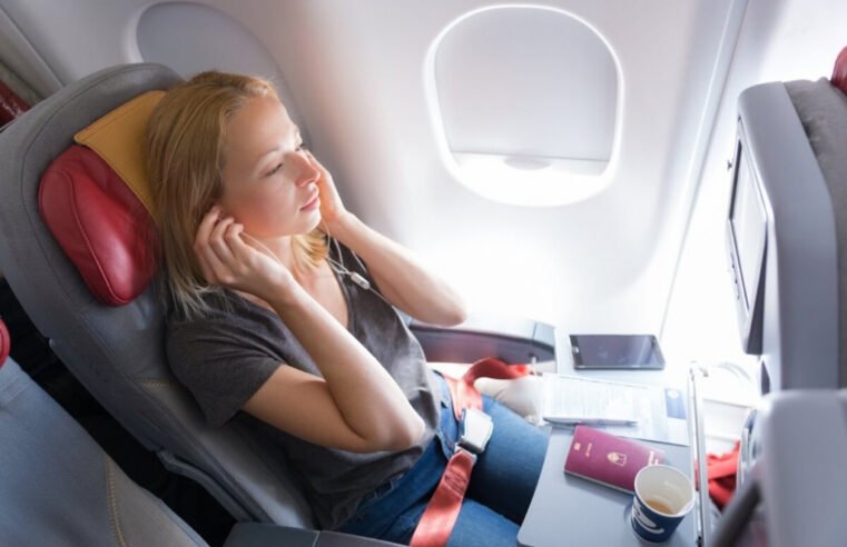 5 dicas para evitar a dor de ouvido na viagem de carro ou avião