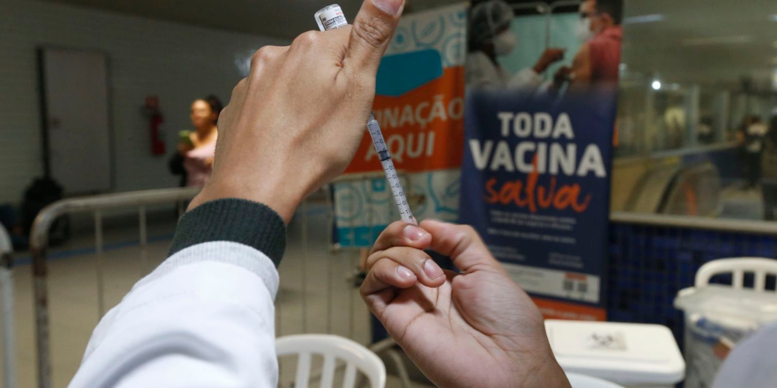 Anvisa atualiza composição de vacinas contra gripe para 2025