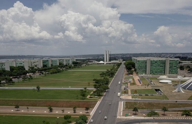 Governo federal prepara reforma administrativa