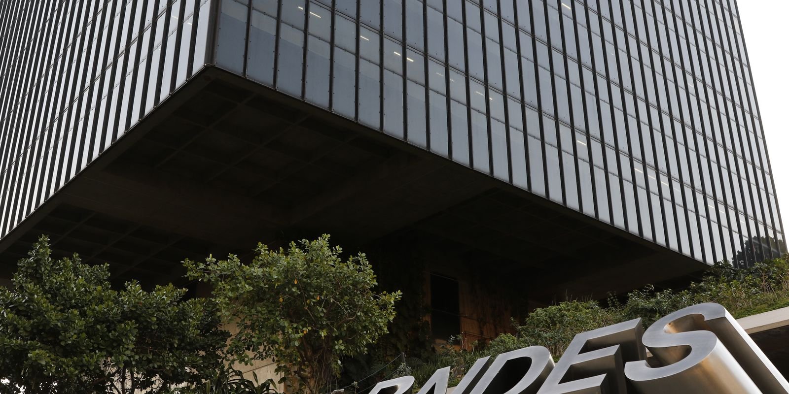 BNDES lança serviço que agiliza crédito a micro e pequenas empresas